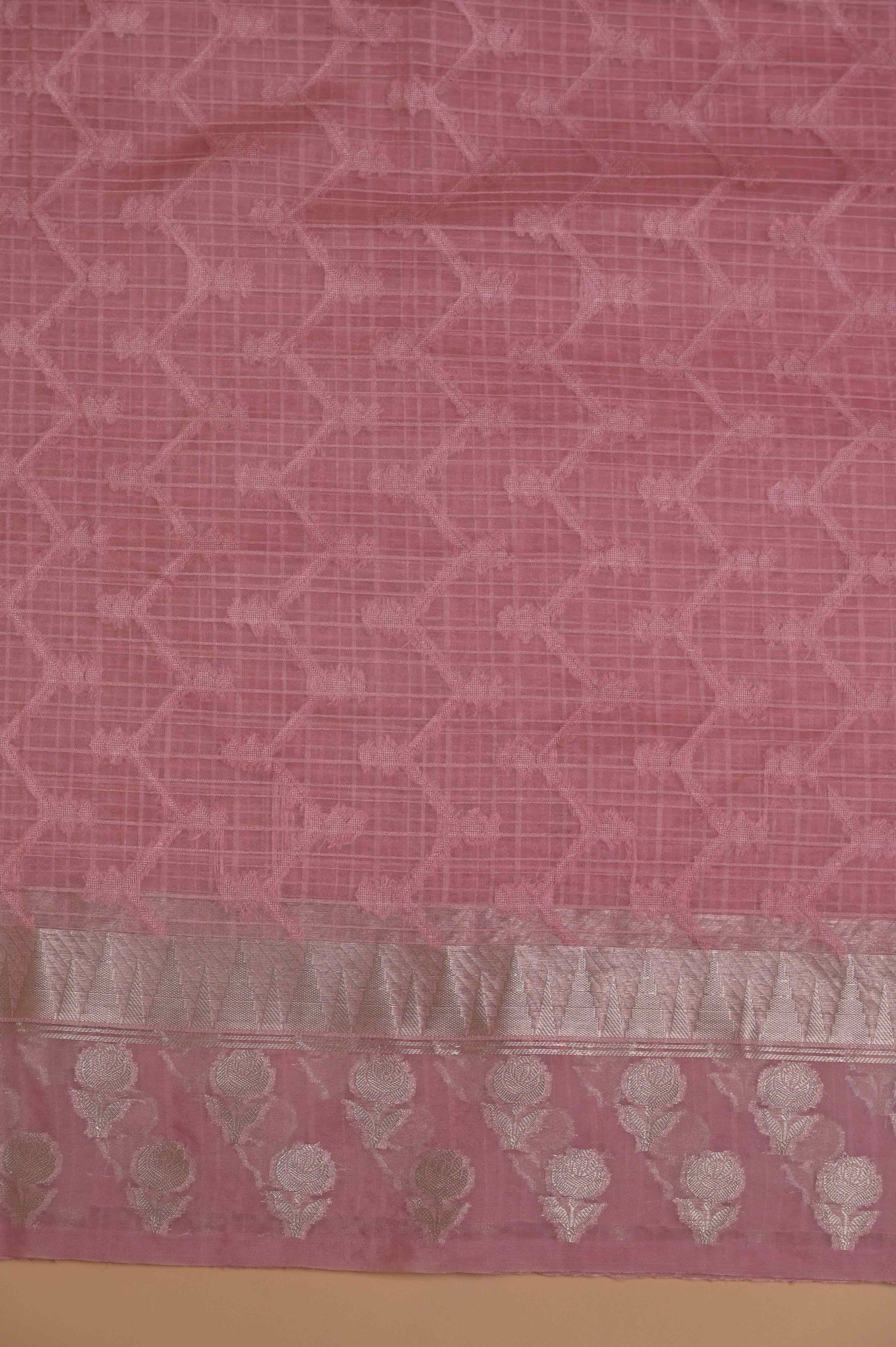 Elegant Check Pattern Mauve Pink Banarasi Kora Saree with Blouse